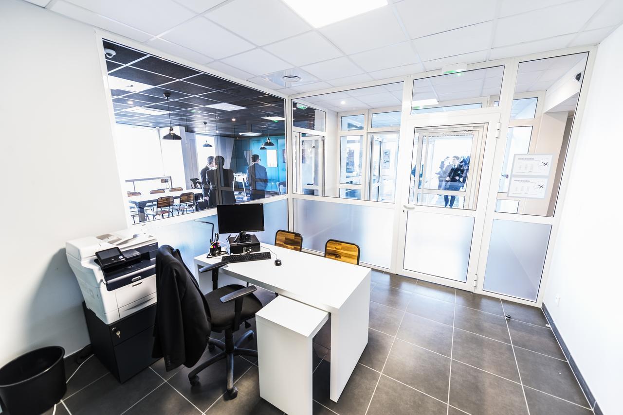 Residence Uxco Kampus 30 Ex Suiteasy นีมส์ ภายนอก รูปภาพ
